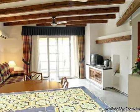 Ona Aldea Del Mar تورّيفيِخا